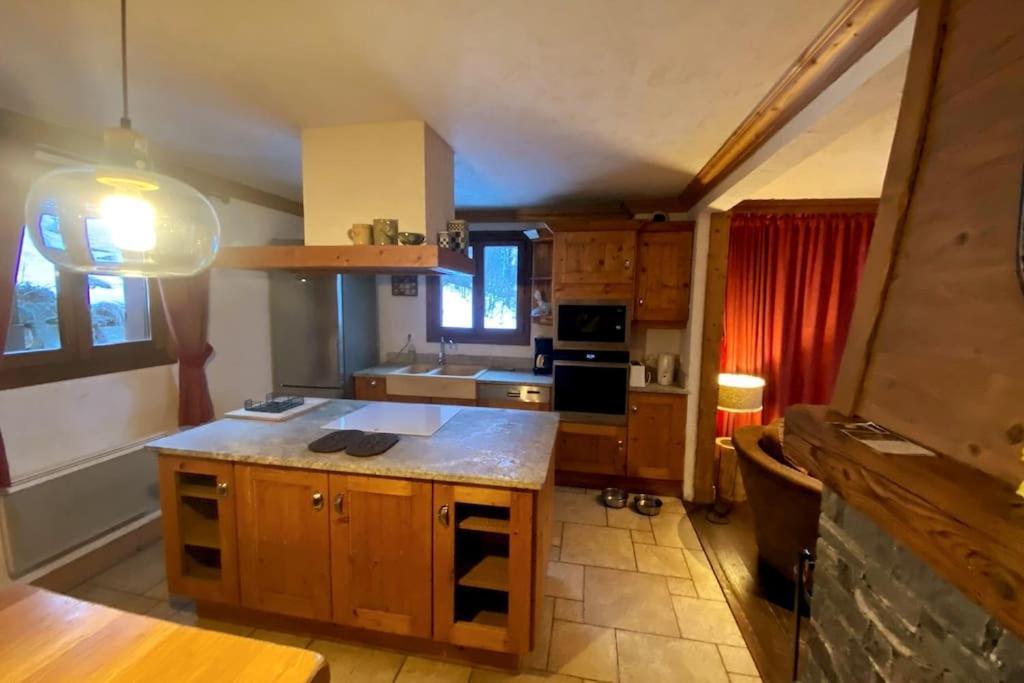 Chalet 6 Chambres A 3 Min Des Pistes Des 3 Vallees St Martin De Belleville Saint-Martin-de-Belleville Eksteriør billede